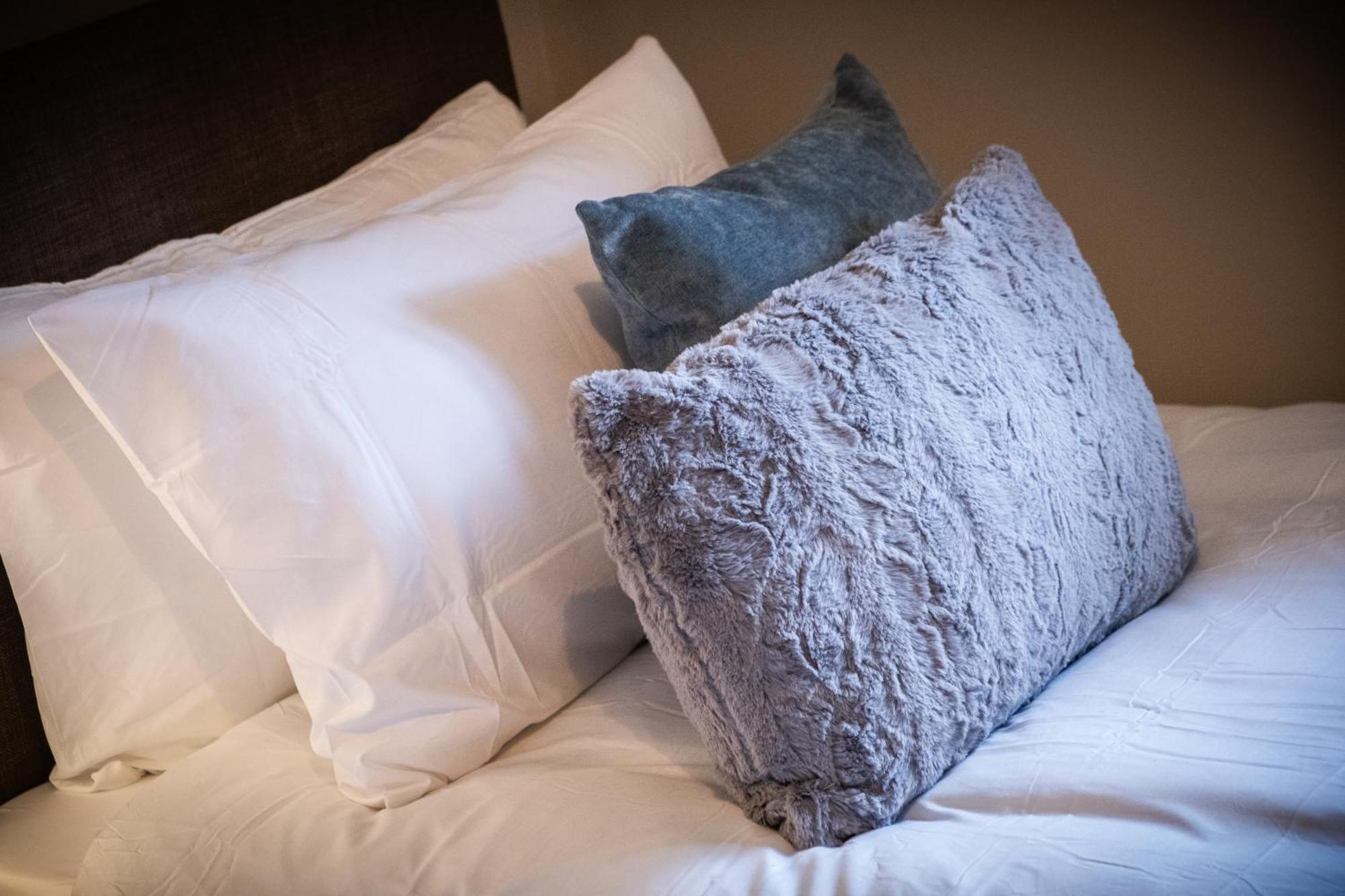 Mk 2-Bedroom Contractor'S Gem, 5 Beds, Sleeps 6, Free Parking Milton Keynes Exteriör bild