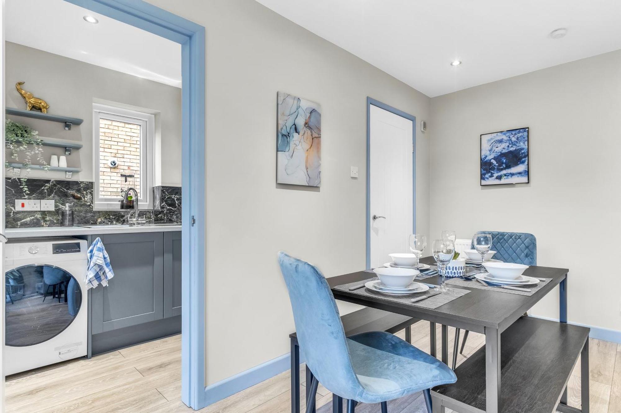 Mk 2-Bedroom Contractor'S Gem, 5 Beds, Sleeps 6, Free Parking Milton Keynes Exteriör bild
