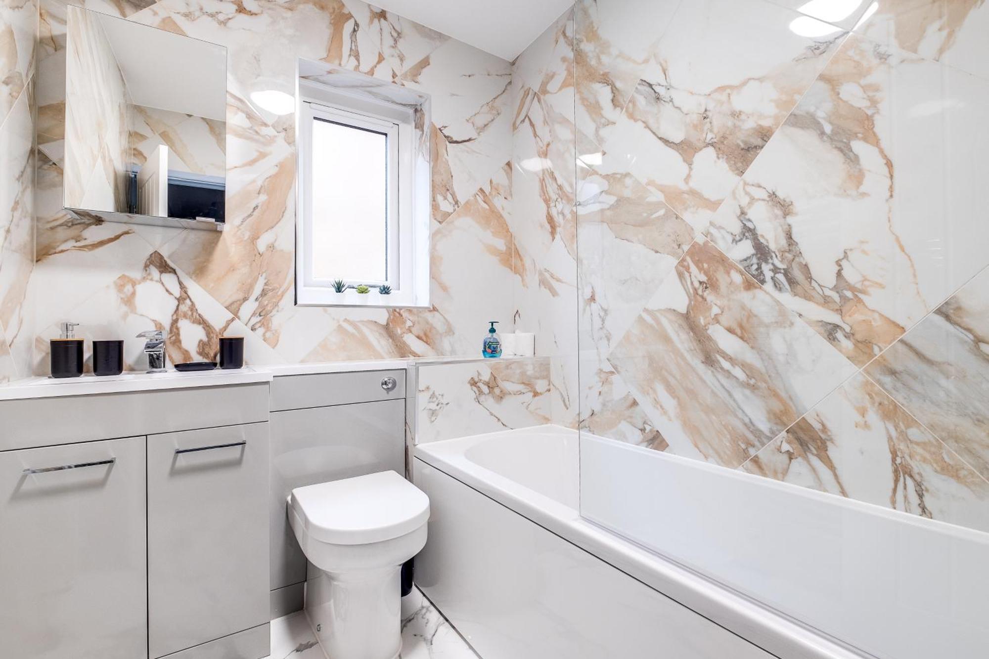 Mk 2-Bedroom Contractor'S Gem, 5 Beds, Sleeps 6, Free Parking Milton Keynes Exteriör bild